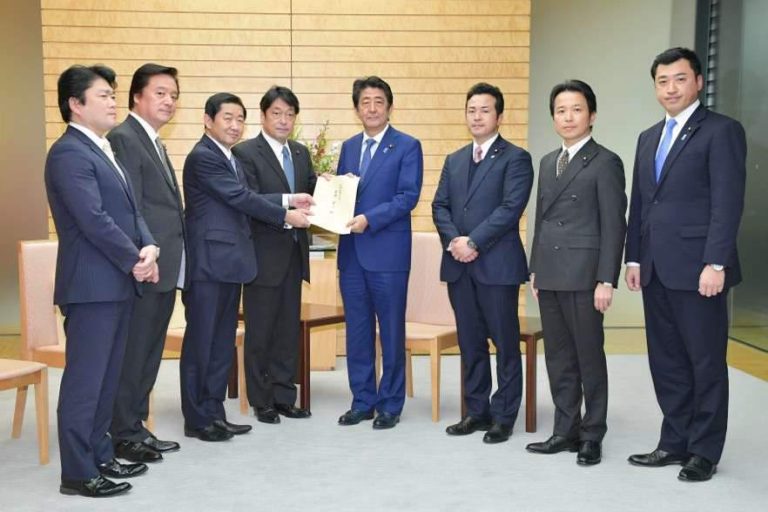 多次元統合防衛力の策定を推進
