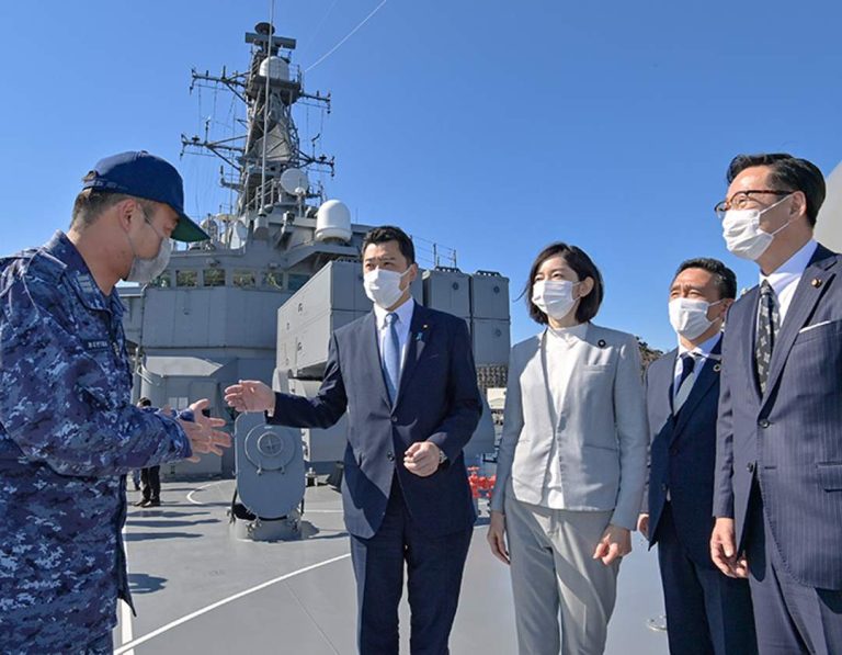 護衛艦内Wi-Fi環境の整備