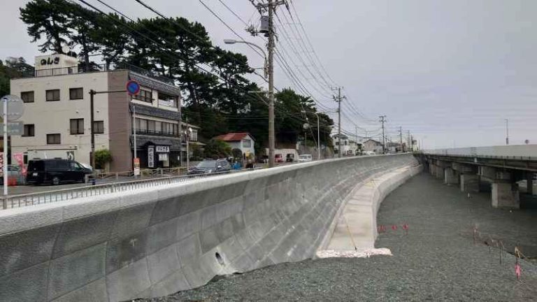 国道1号の越波対策を推進